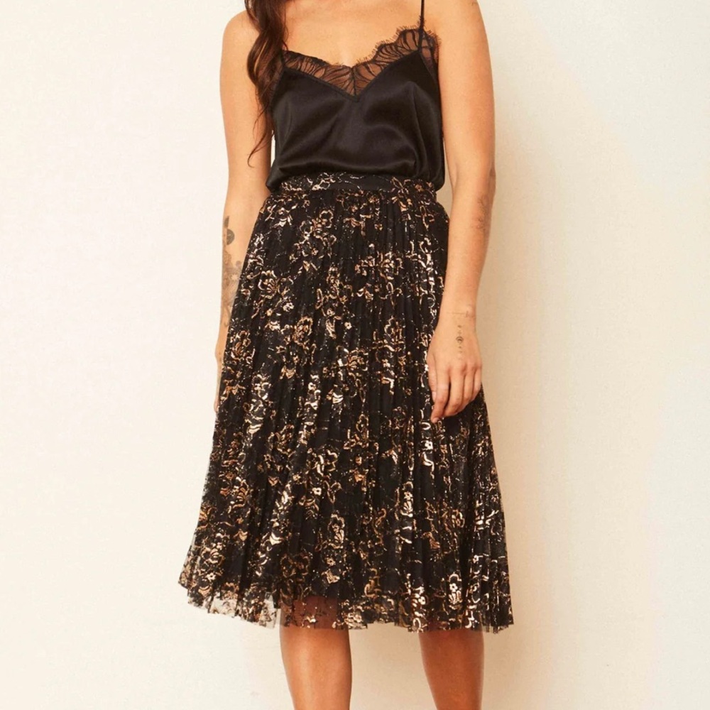 NWOT Caballero Mia Gold Dust Lace Midi Skirt Size Small